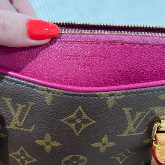 Authentic Louis Vuitton Monogram Pallas MM (Aurore) - Picture 9 of 16